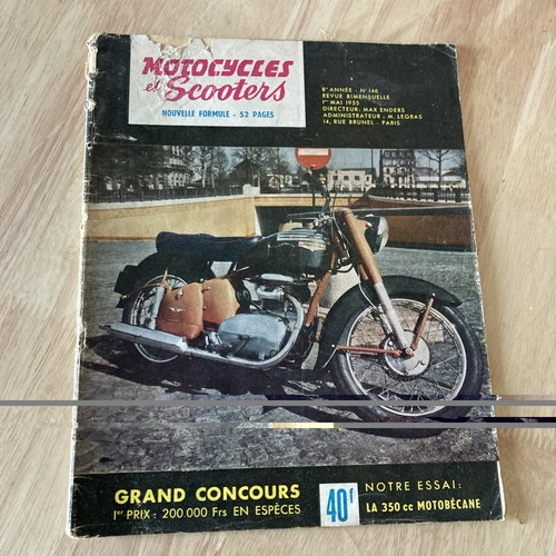 Revue motocycles scooter - revue, et
