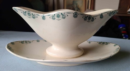 Ancienne saucière porcelaine