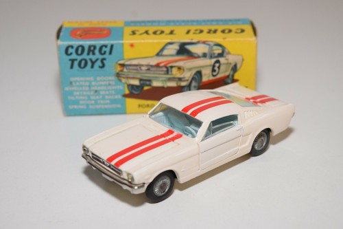 Corgi toys 325 - corgi, ford