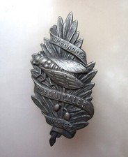 Ancienne broche insigne VIIIe