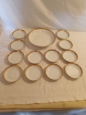 Service à dessert en porcelaine Limoges blanc et or