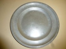 BEAU PLAT ETAIN XVIIIe 1757