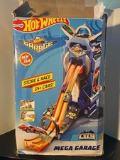 2018 Hot Wheels Mega Garage