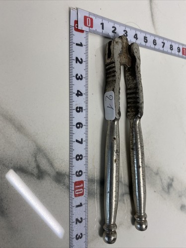 Old tool outil ancien - old, tool,