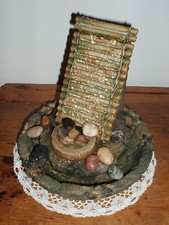 Fontaine à eau, cascade electrique pour décoration d'intérieur.