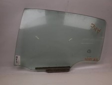 Glace porte ar g occasion TOYOTA YARIS III Phase 1 - 1.4 D 90ch -