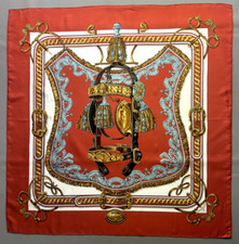 Magnifique foulard Hermès vintage   " BRIDE DE COUR "