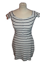 ROBE SANS MANCHES FEMME