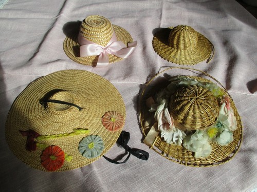 Lot chapeaux poupees - chapeaux,