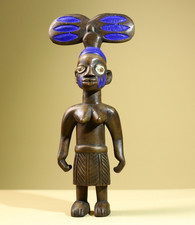 Statue femme tribale africaine