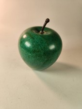 Pomme Verte En Marbre Ou