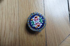 Boite à pilules ancienne