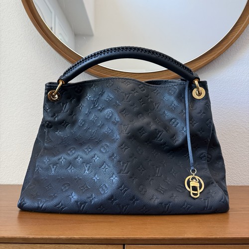 Louis vuitton artsy black - *artsy, mm*