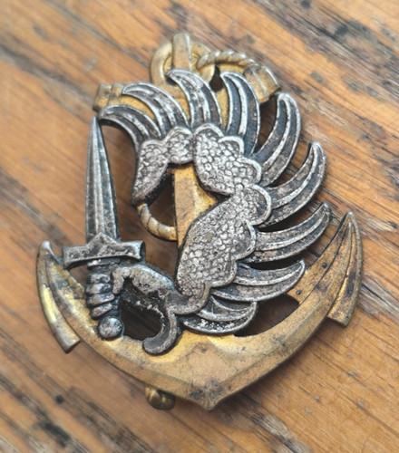 Insigne béret parachutistes - béret,