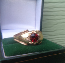 Bague Sceau En Or Grenat 9ct
