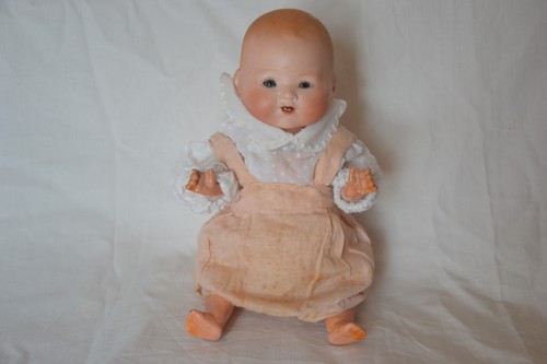 Poupée petit bébé - petit,