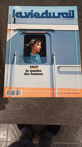 Sncf revue vie rail - la, du