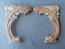 Paire d'éléments Boiserie bois ancien sculpté volute balustre crédence