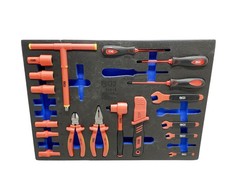 Insert d'armoire d'atelier avec outils isolés BGS 70218