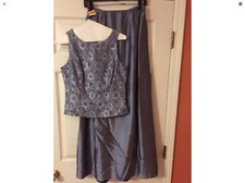 Size 4 Crimson By Lawrence