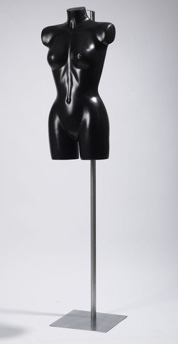 Mannequin vitrine femme - vitrine, sur