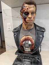 Terminator T 800 Life Size