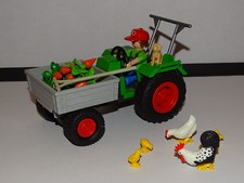 PLAYMOBIL - LE PETIT TRACTEUR BENNE AVEC LEGUMES / POULES / COQ / ET FERMIER