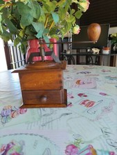 -MOULIN A CAFE BOIS CAISSE