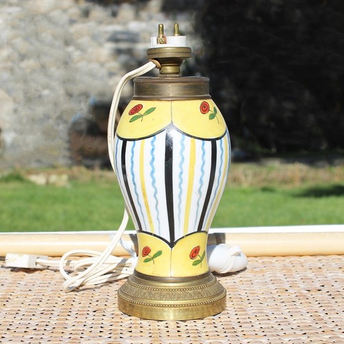 Ancien petit pied lampe en - de,