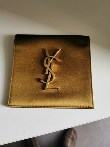 Pochette yves saint - pochette, laurent