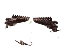 DRZ400 Cales pieds / Foot pegs