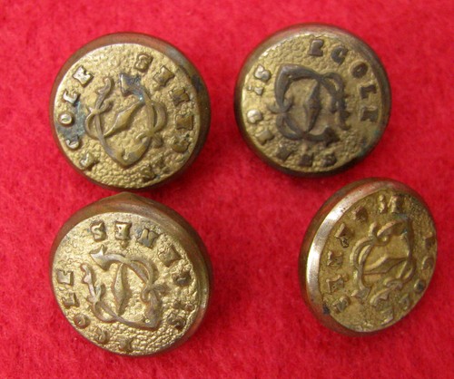 Boutons anciens uniforme - boutons,