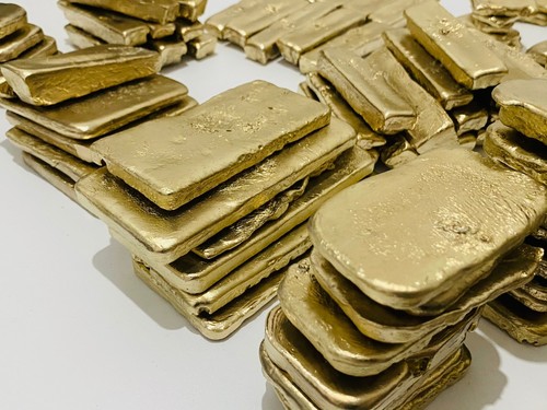 300 grams scrap gold - 300,