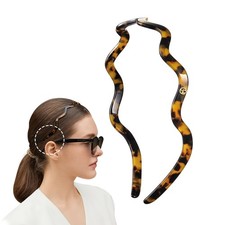 Evita Peroni Wavy Glasses