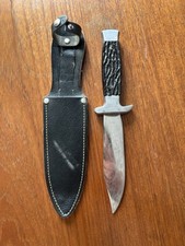 COUTEAU DE SCOUT AVEC SON FOURREAU