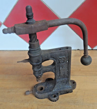 OUTIL ANCIEN PRESSE DE CORDONNIER BOURELIER SELLIER METIER DU CUIR