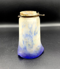 Tulipe, abat-jour en pâte de verre signé NOVERDY  Art Déco moucheté bleu