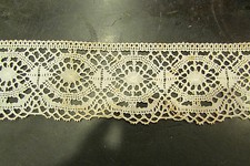 ancien gros galon de dentelle au crochet fil de coton 800 cm x 8,5 cm