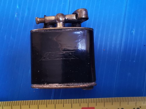 Briquet essence ancien