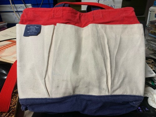 Sac main - main, a