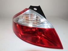 feu arrière gauche renault