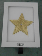 Pin's dior Étoile Brodée Or