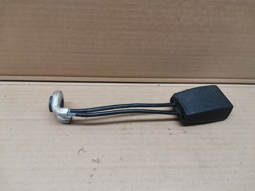 Boucle attache ceinture - attache,