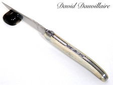 Laguiole Os de Chameau  ciselé par David DAUVILLAIRE