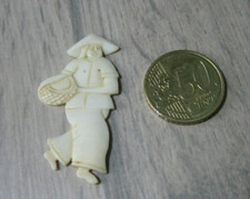 Ancienne petite Figurine en Os