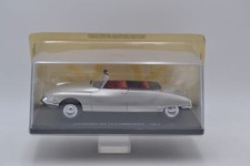 DIE CAST 1/24 " CITROEN DS 19