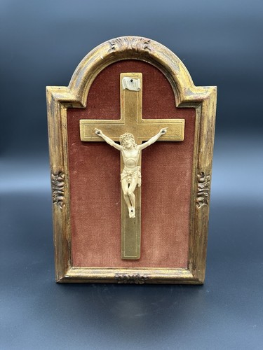 Christ croix sur cadre - un,