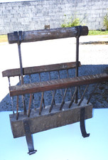 -ANCIEN PORTE REVUES BOIS et FER Forgé BRUTALISTE JUS de GRENIER déco XXe    D