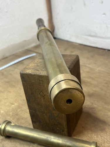 Outil ancien pompe - outil,