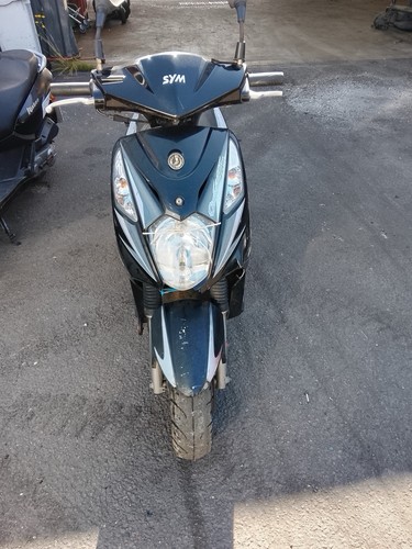 Vendre toutes pièces sym - À,